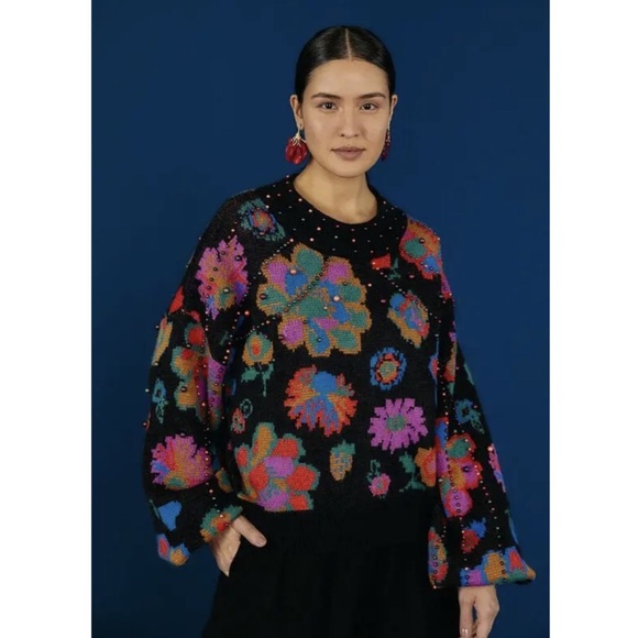 NEW Farm Rio Lily's Garden Floral Embellished Sweater, Size L - Picture 4 of 13